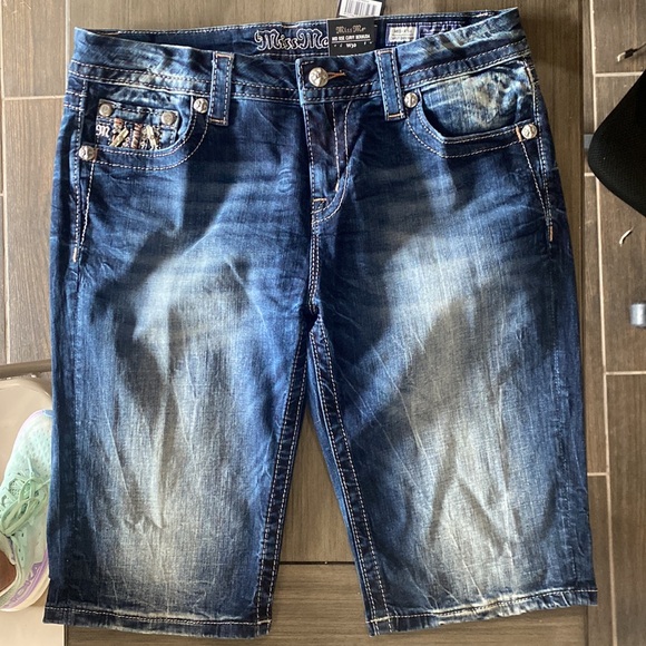 Miss Me Bermuda curvy shorts size W30 - Picture 8 of 11